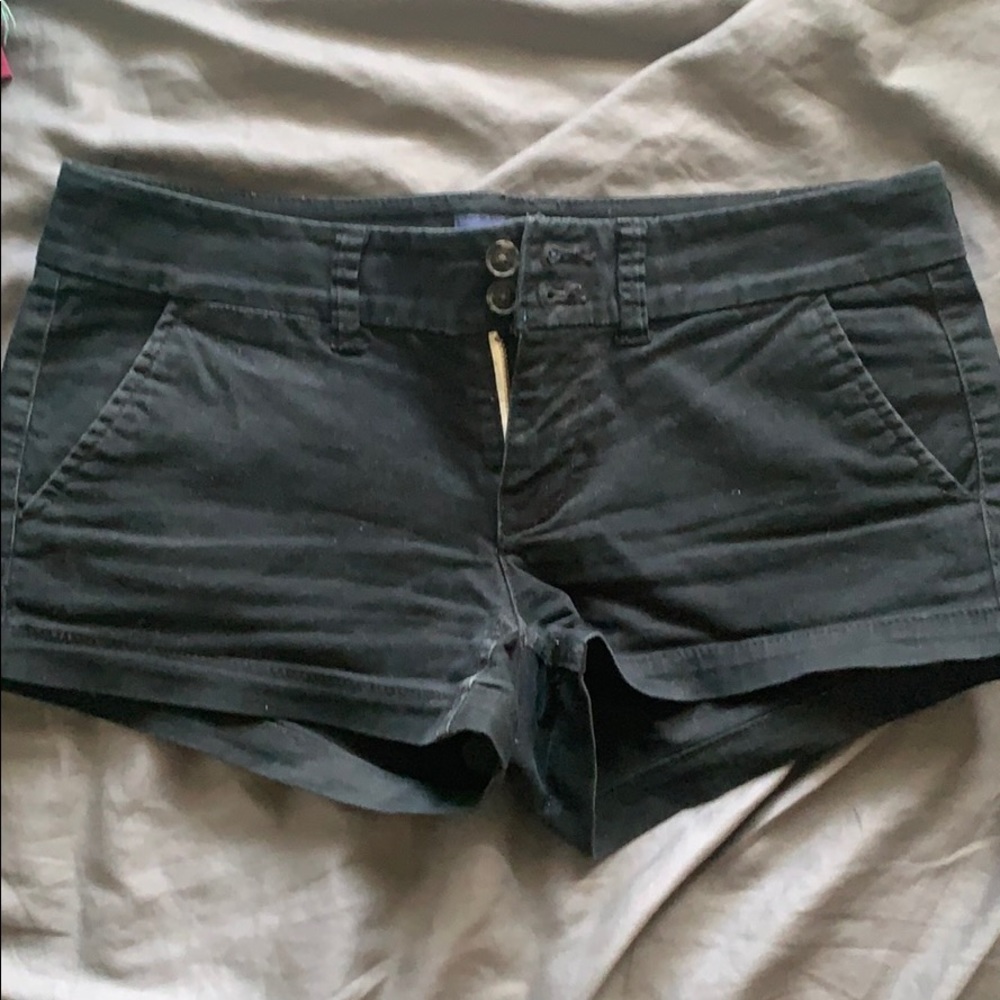 American eagle size 4 shorts black